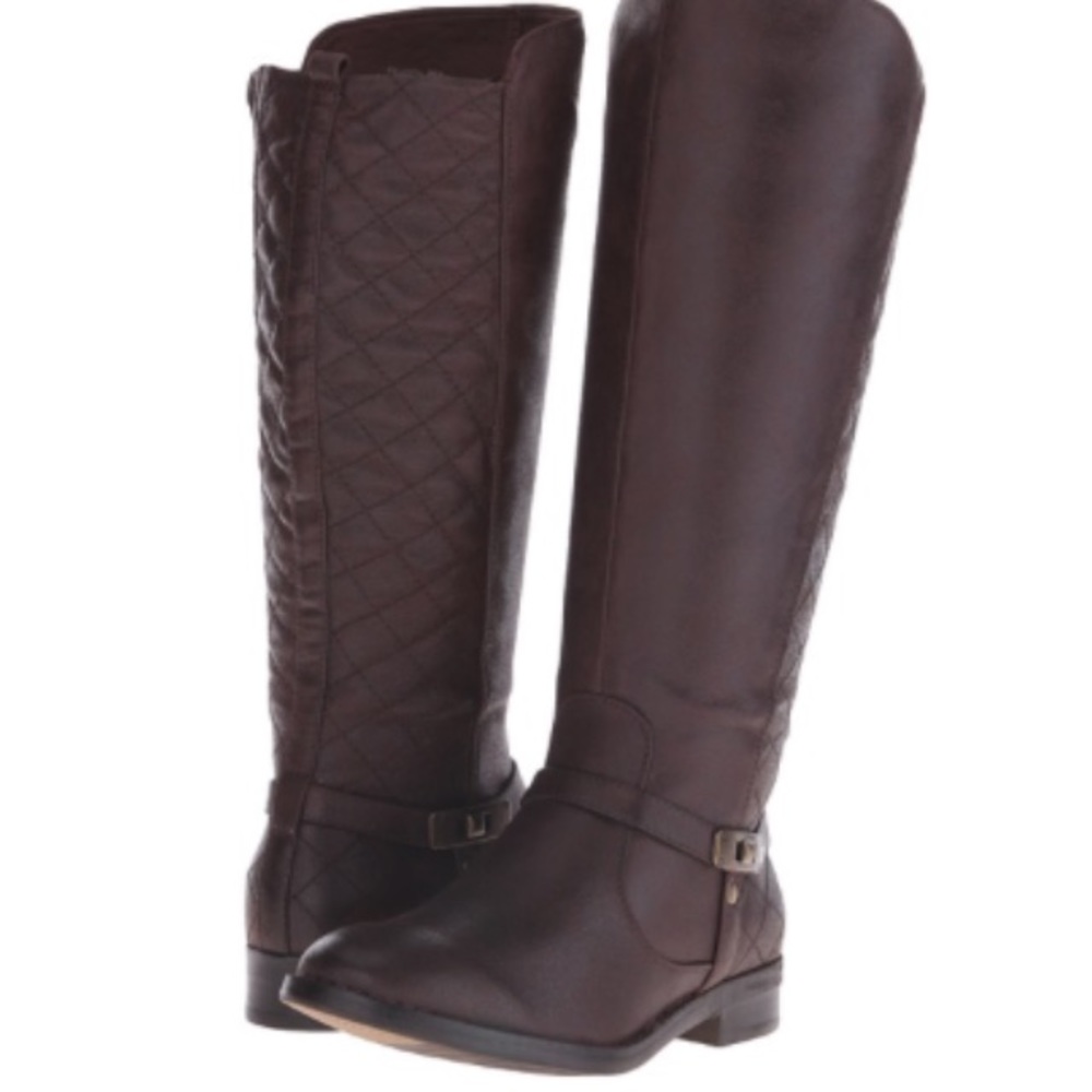 NWOT BareTrap Felicity Boots